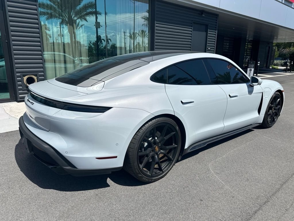 Used 2022 Off-white Porsche GTS image 5