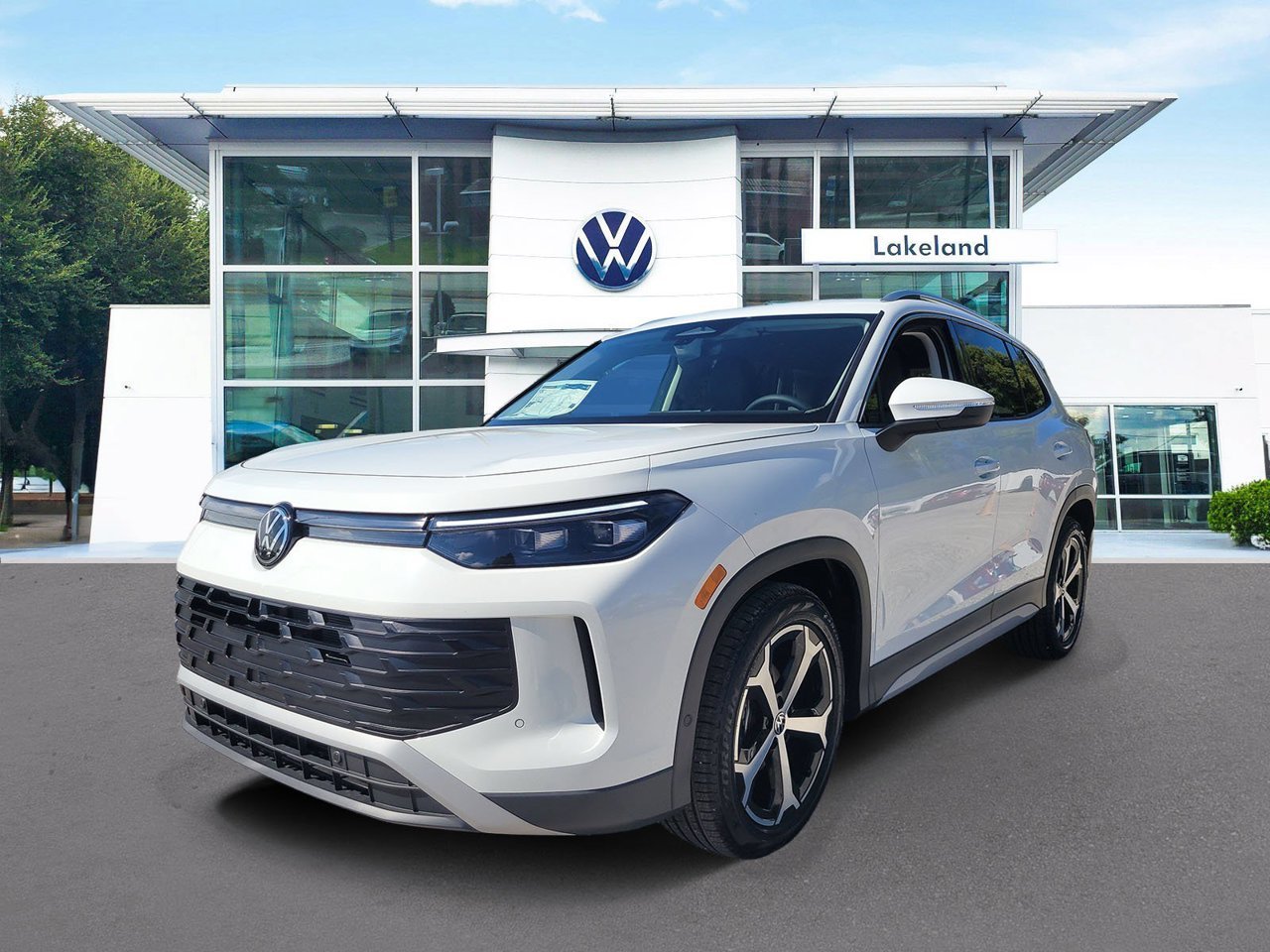 New 2026 Pure White Volkswagen SE image 2