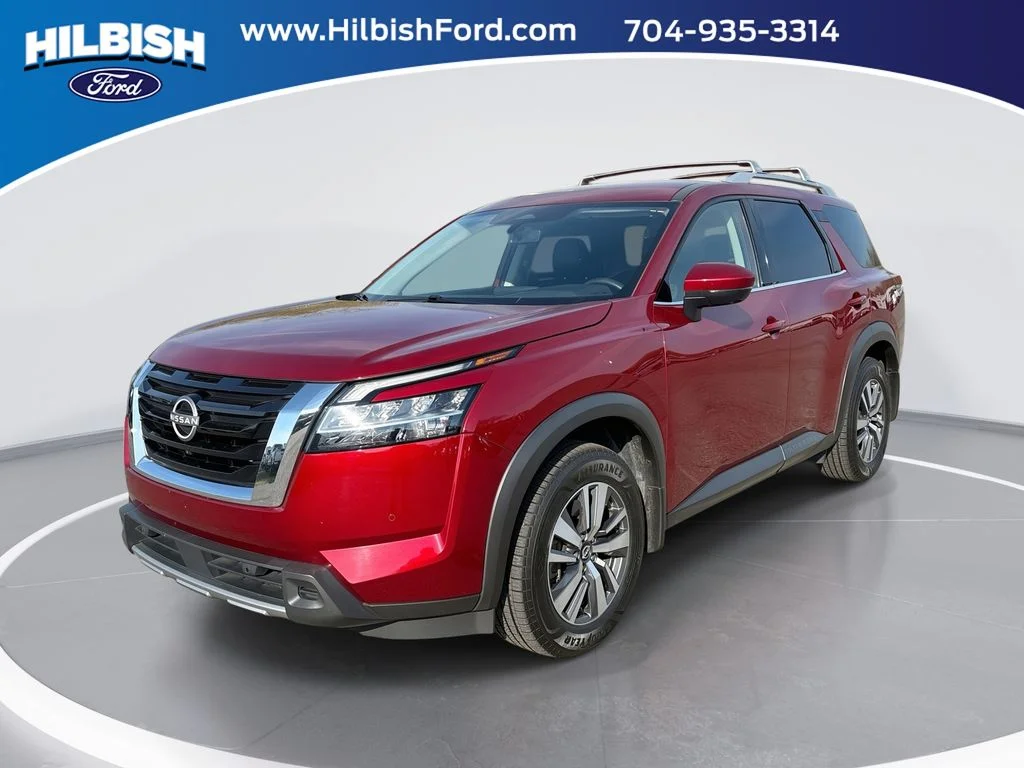 Used 2024 Red Nissan SL image 1