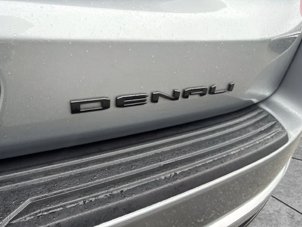 Used 2023 Silver GMC Denali image 33
