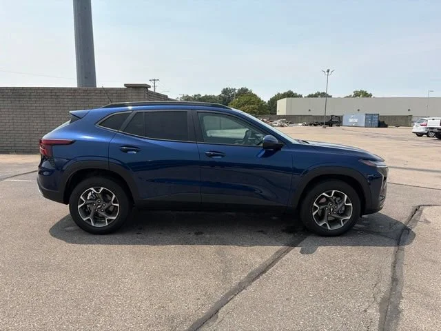 Used 2024 Blue Glow Metallic Chevrolet LT image 8