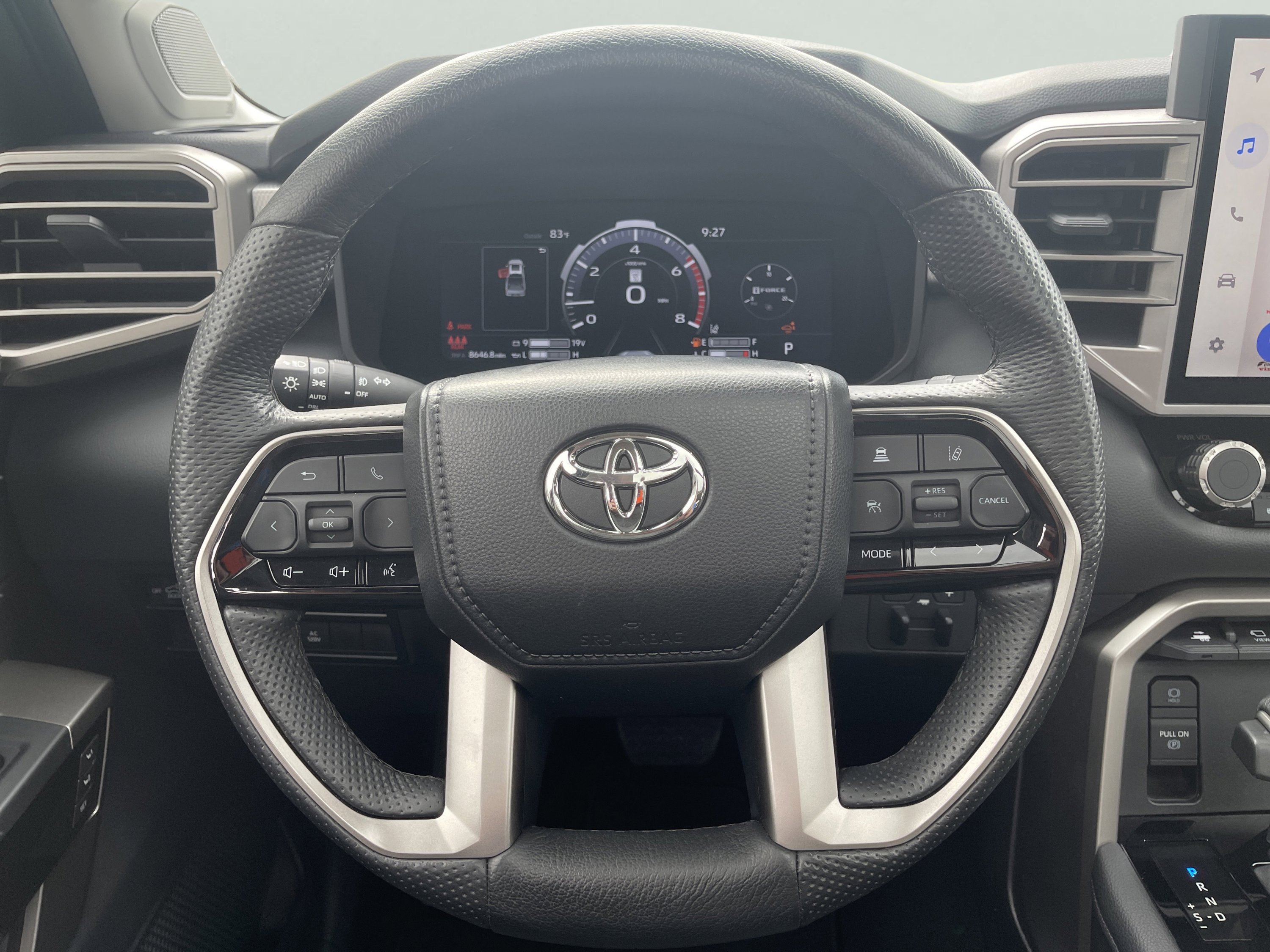 2024 Toyota Tundra Limited - Photo 15