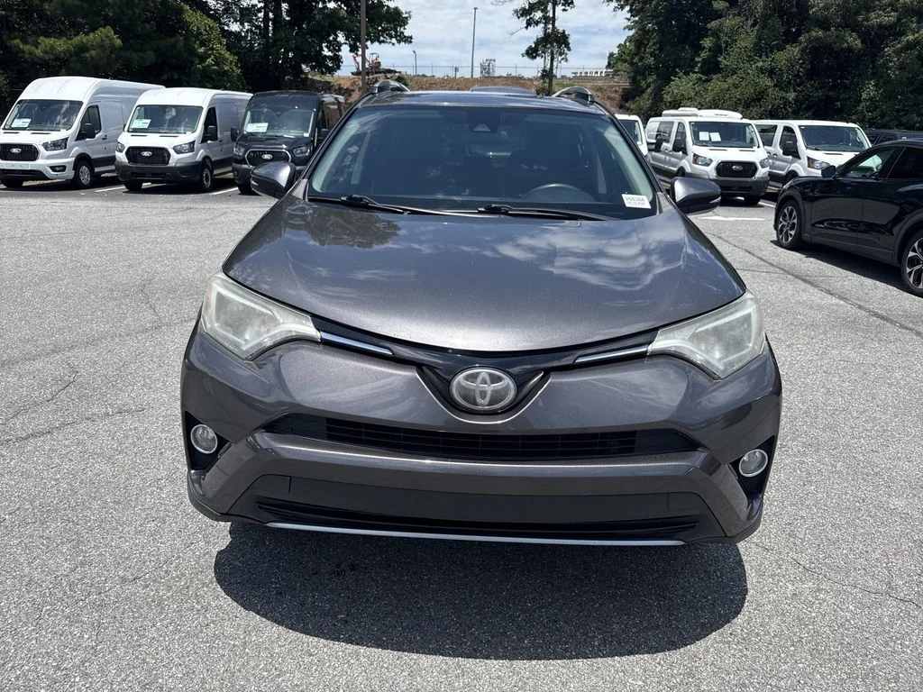Used 2017 Gray Toyota XLE image 2