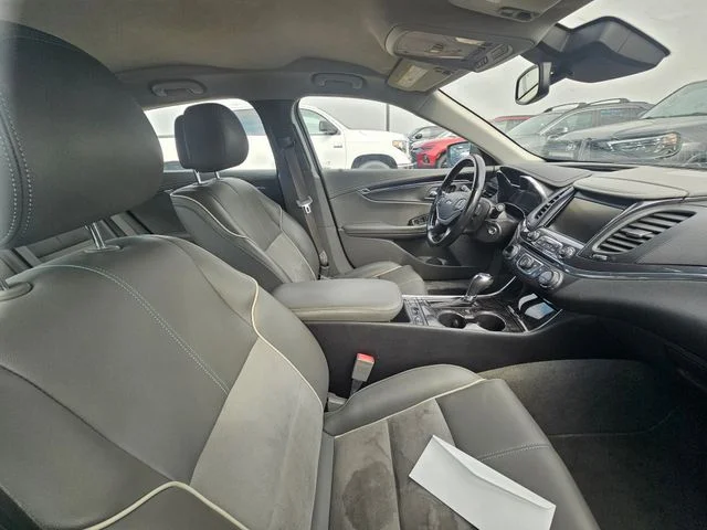 Used 2014 Blue Topaz Metallic Chevrolet LT image 17