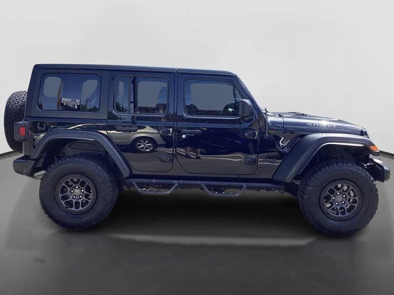 Used 2023 Black Jeep Sport S image 15