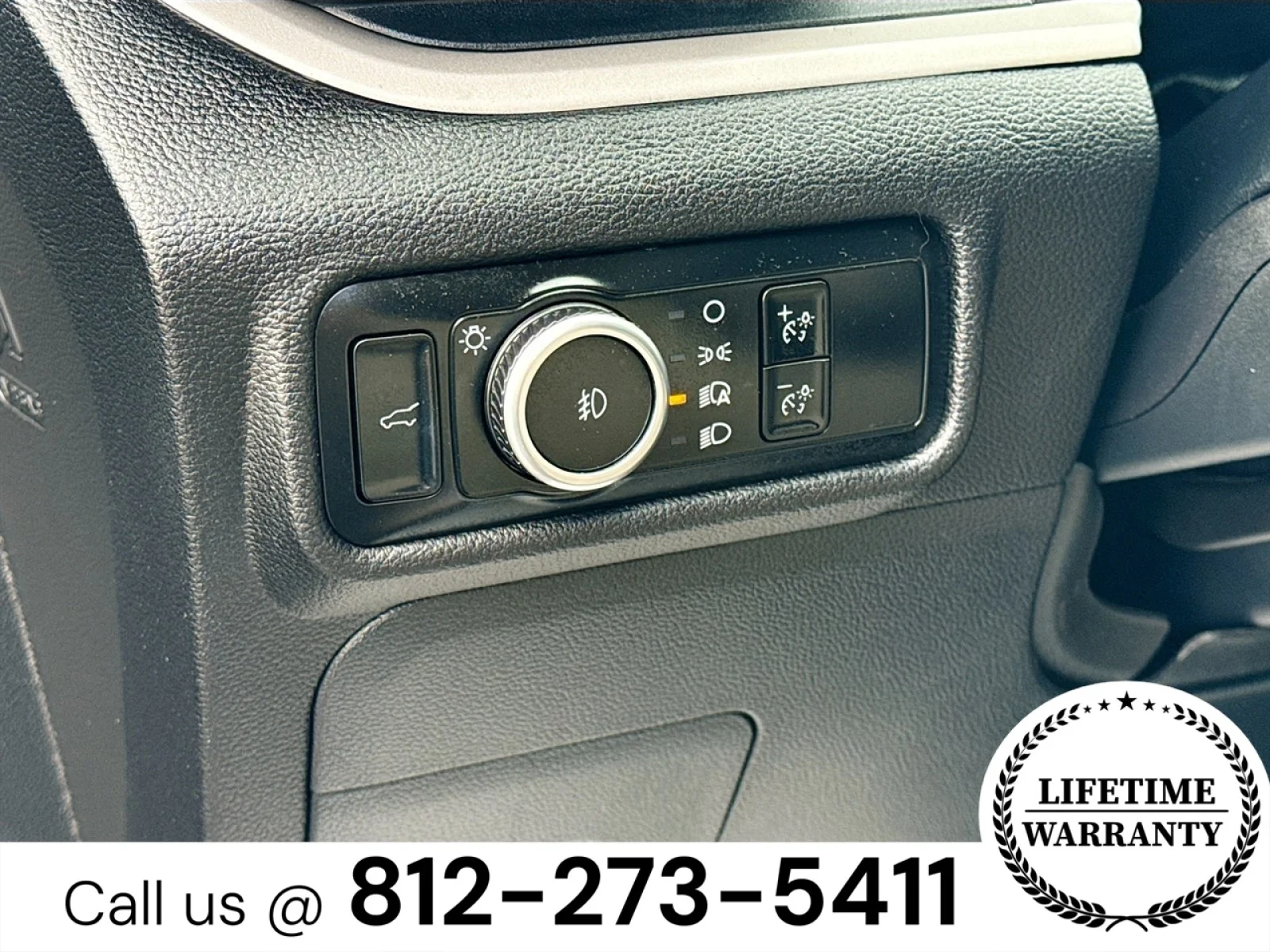 Used 2024 Black Ford XLT image 10