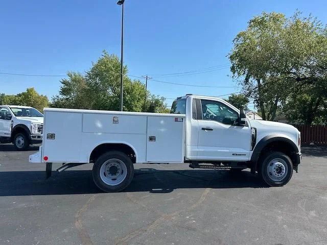 2024 Ford F-450 Super Duty Chassis Cab XL - Photo 17