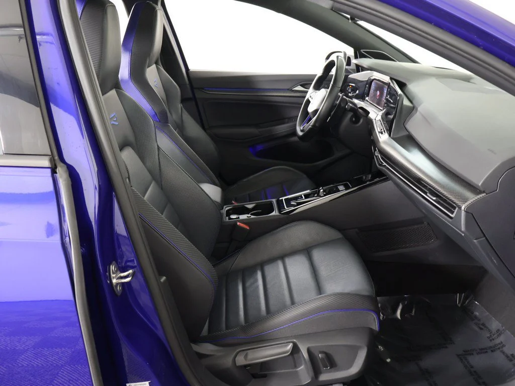 Used 2024 Lapiz Blue Metallic Volkswagen 2.0T image 34