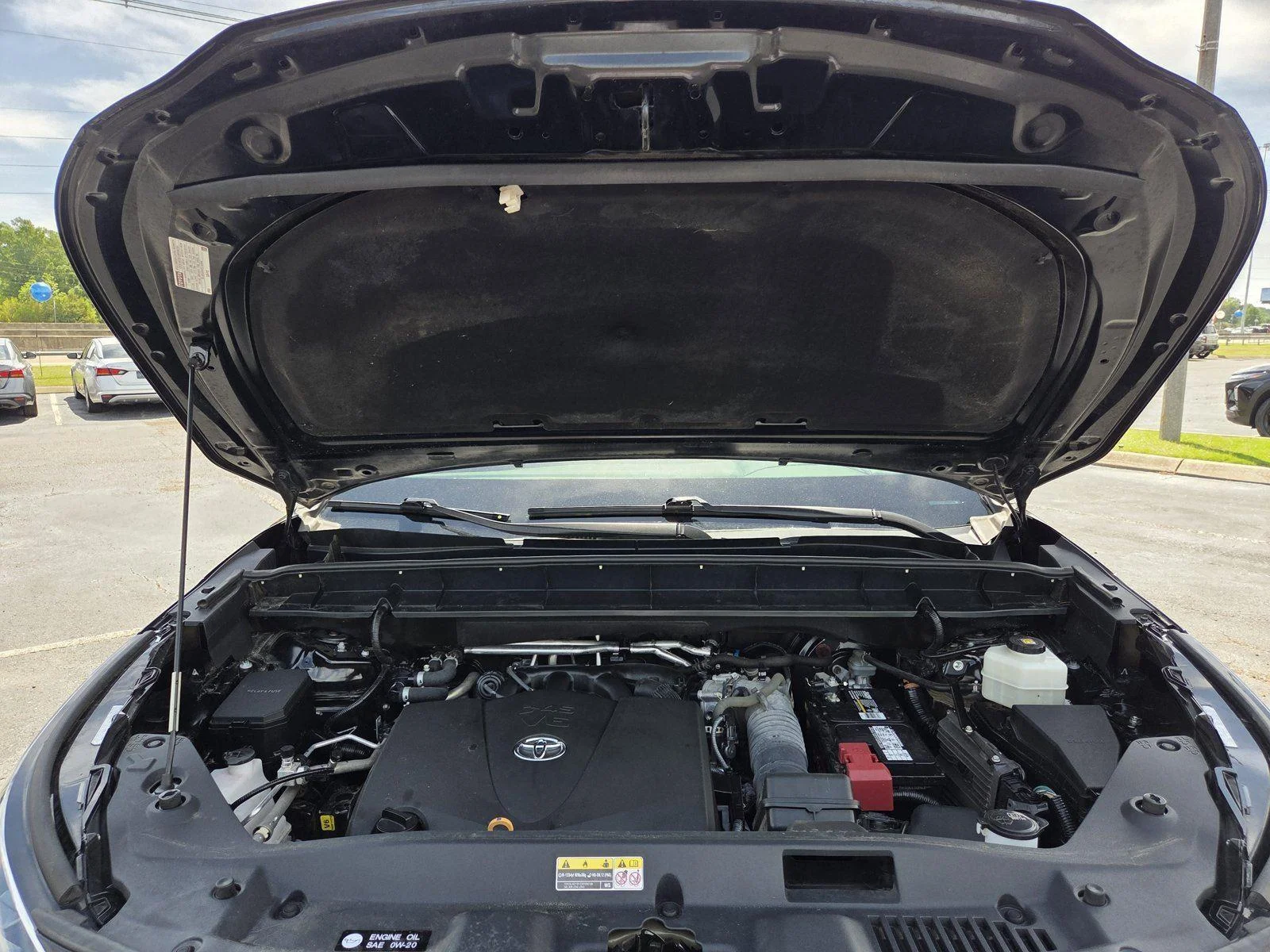 Used 2021 Midnight Black Metallic Toyota XLE image 33