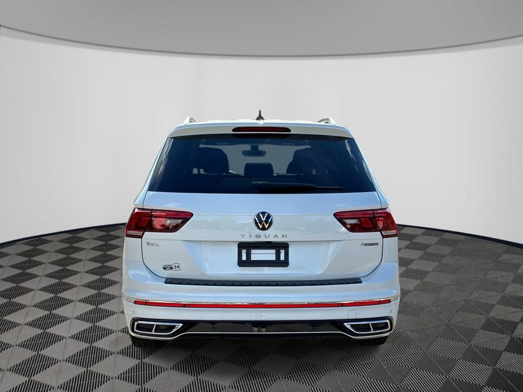 Used 2024 White Volkswagen 2.0T SEL R-Line image 6