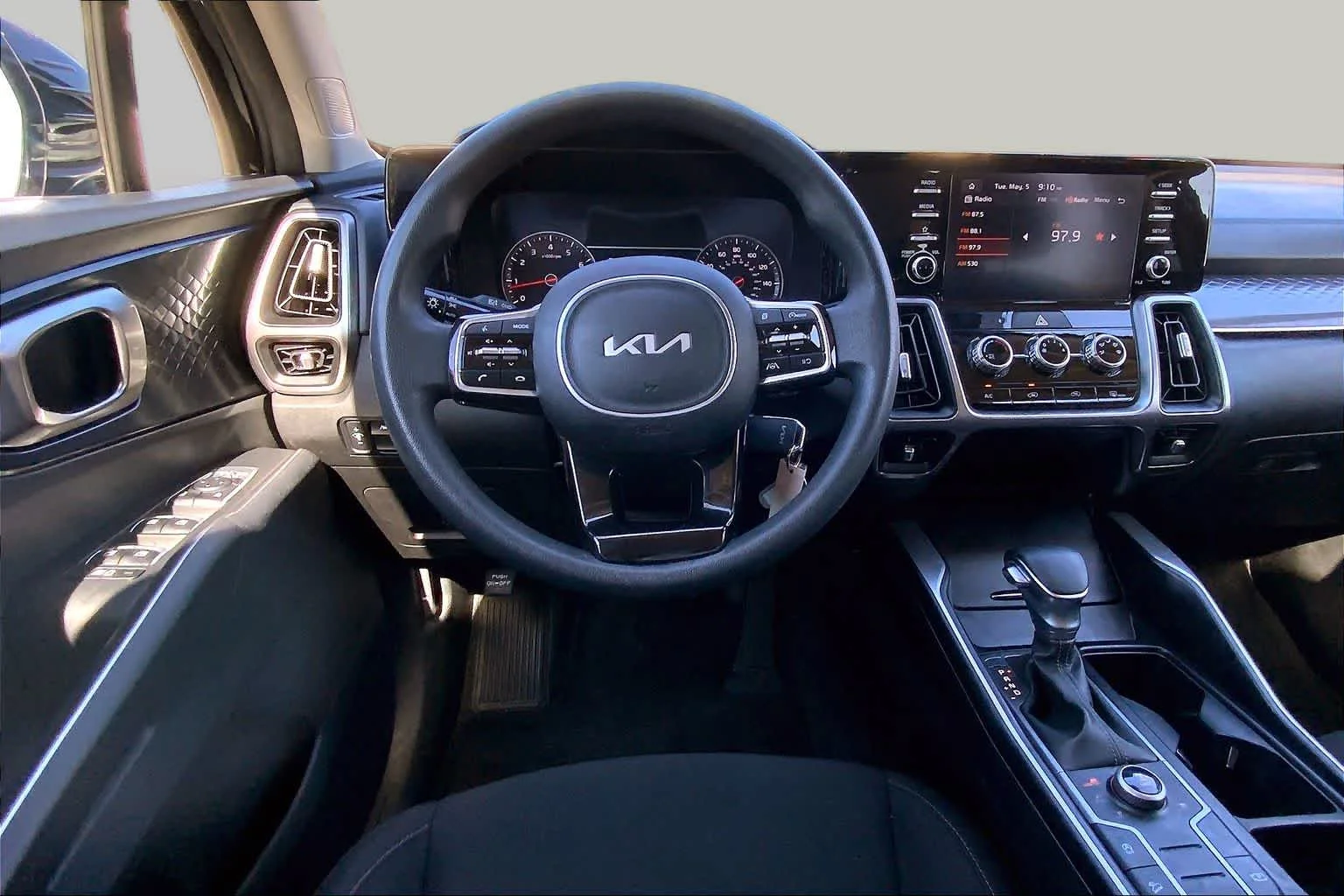 Used 2023 Ebony Black Kia LX image 7