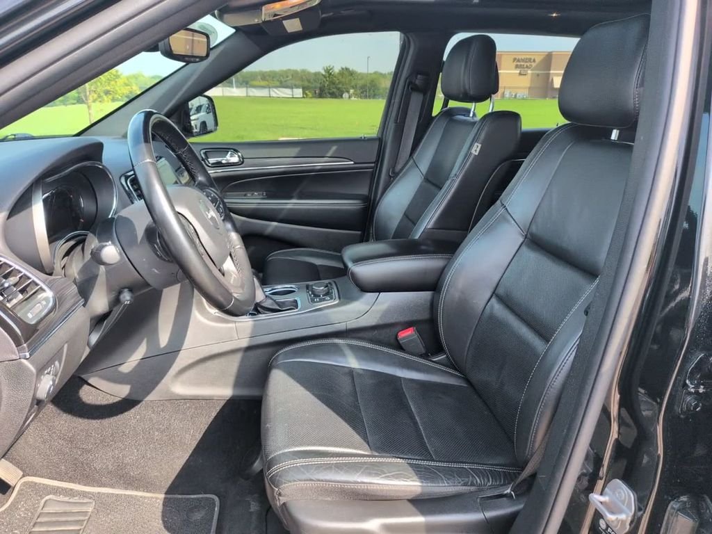 Used 2021 Black Jeep Limited image 18