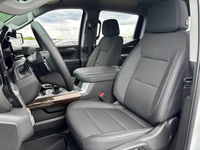 New 2026 Summit White GMC Elevation image 17