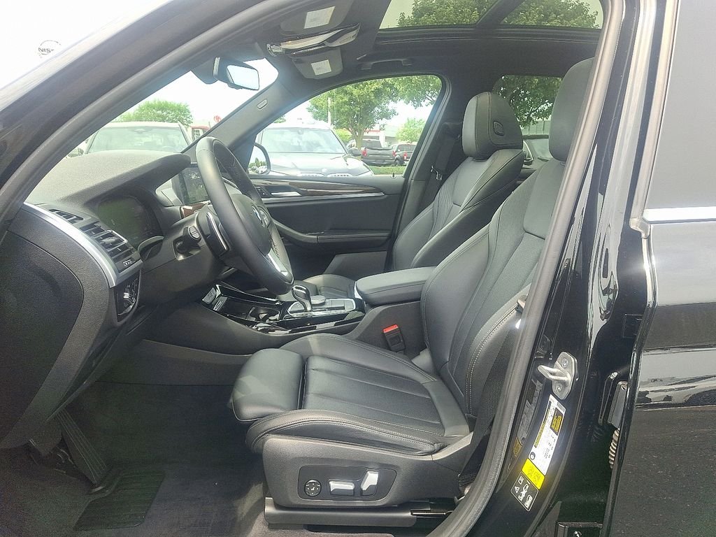 Certified Used 2023 Black Sapphire Metallic BMW xDrive30i image 14