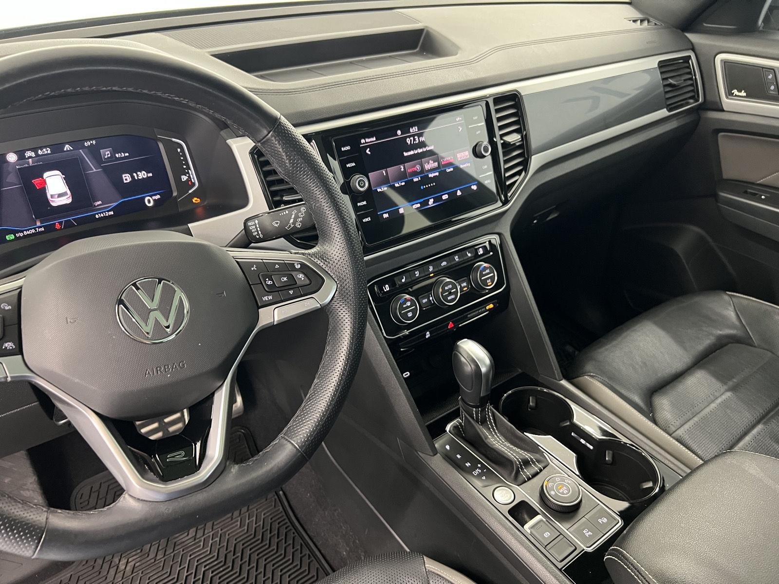 Used 2021 Pure Gray Volkswagen 3.6L V6 SEL Premium R-Line image 19