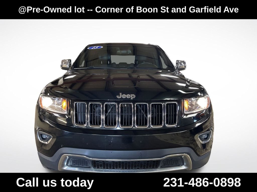 Used 2015 Green Jeep Limited image 8