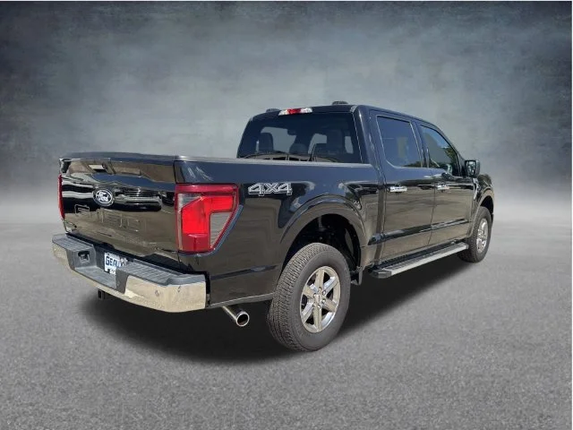 Used 2024 Black Ford XLT image 21
