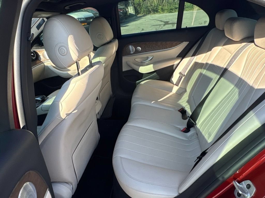 2019 Mercedes-Benz E-Class E300 - Photo 14