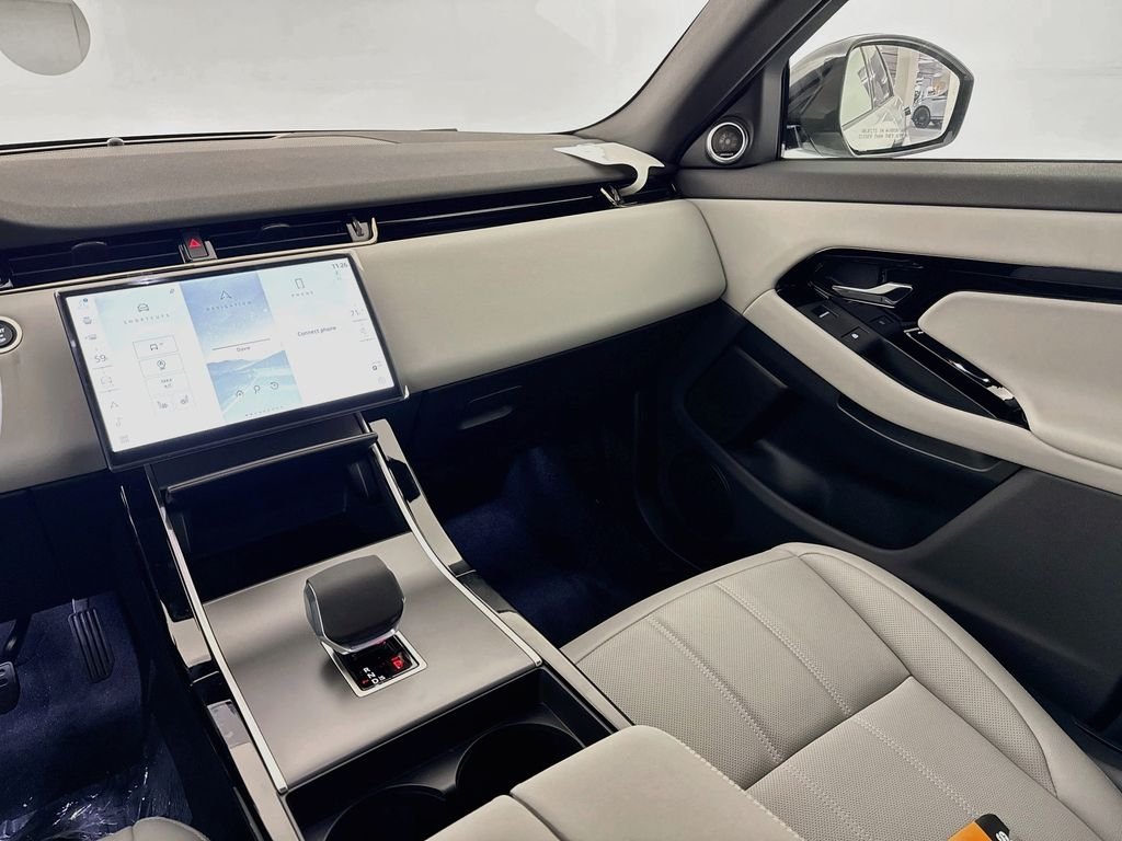 New 2026 Fuji White Land Rover Core S image 24