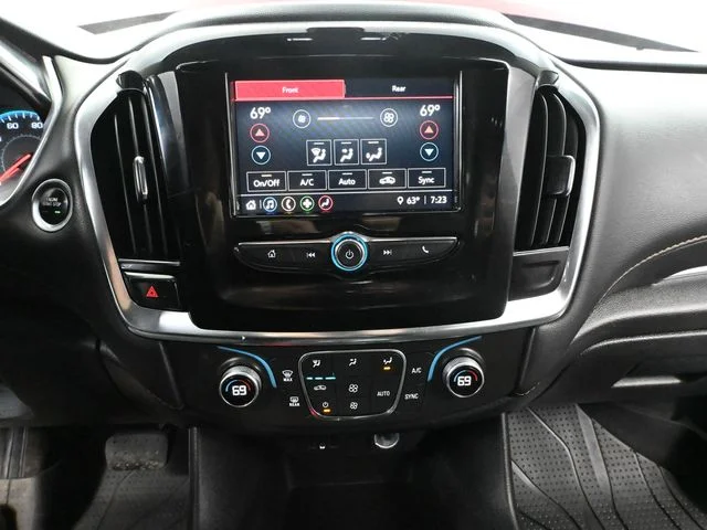2021 Chevrolet Traverse 1LT - Photo 28