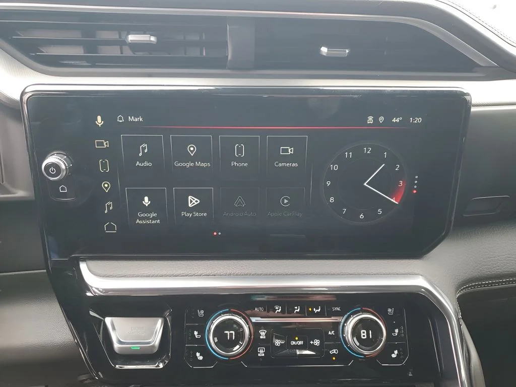 Used 2024  GMC Denali image 38