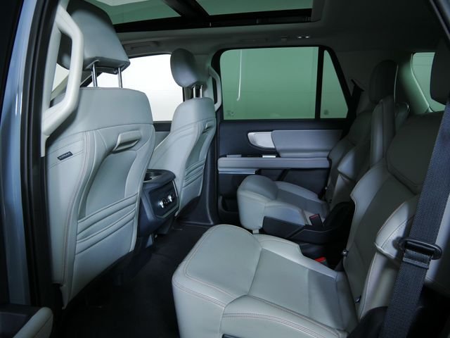 Certified Used 2025 Gray Ford Active image 18