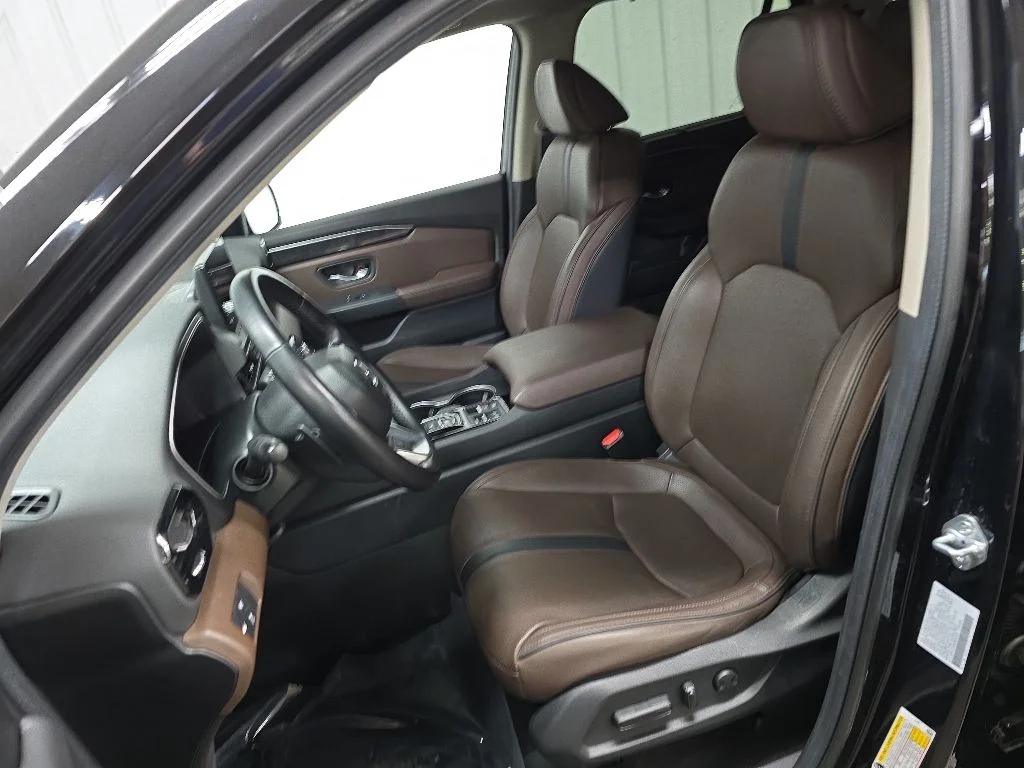 Used 2024 Black Honda Elite image 30