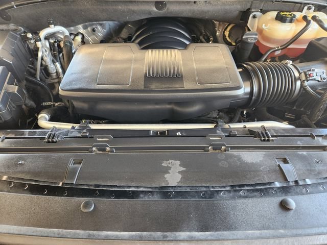Used 2024 Black Chevrolet Z71 image 34