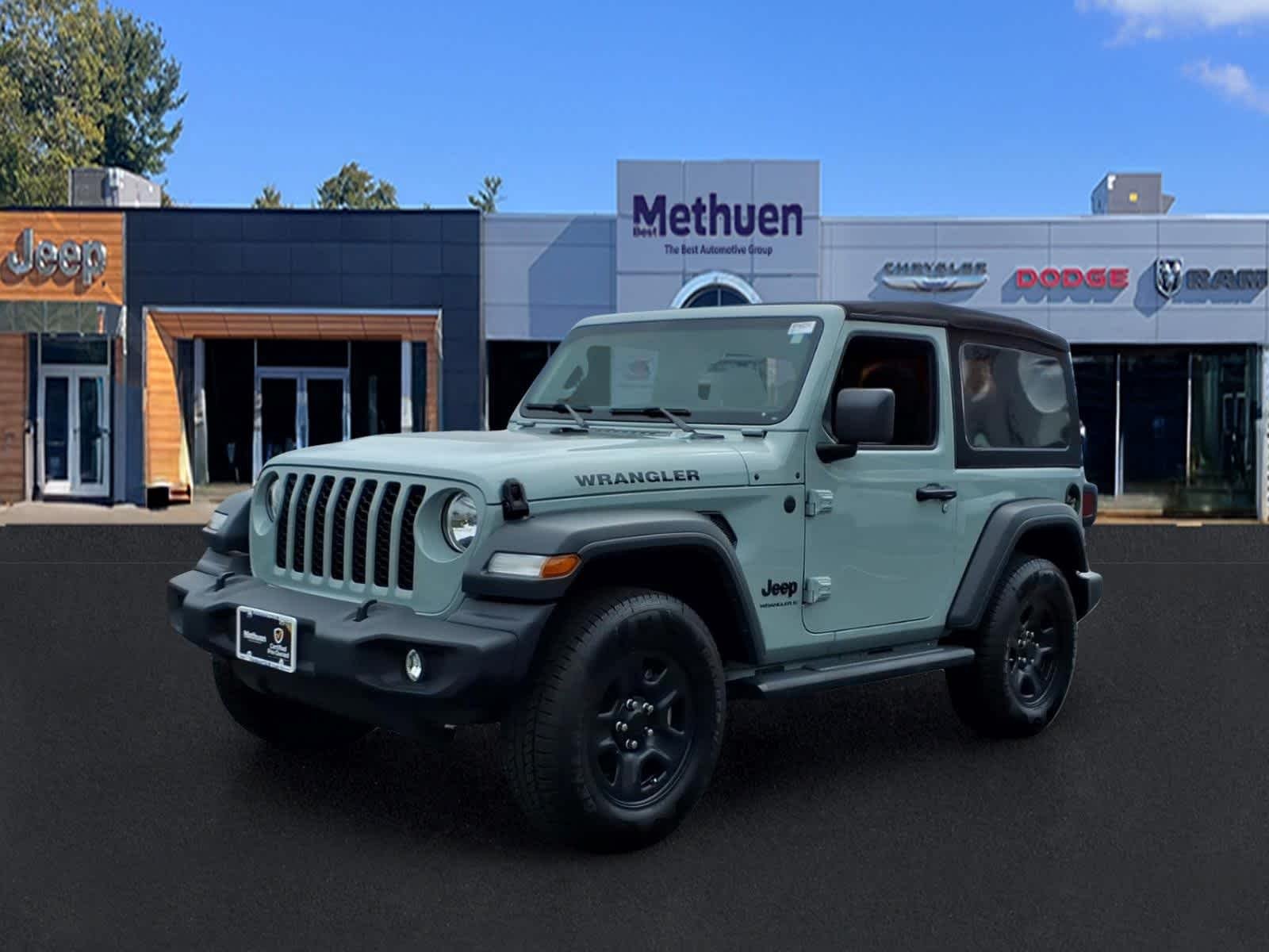 Used 2024 Earl Clearcoat Jeep Sport image 9