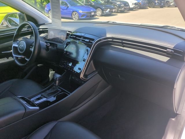 Used 2023 White Hyundai SEL image 32