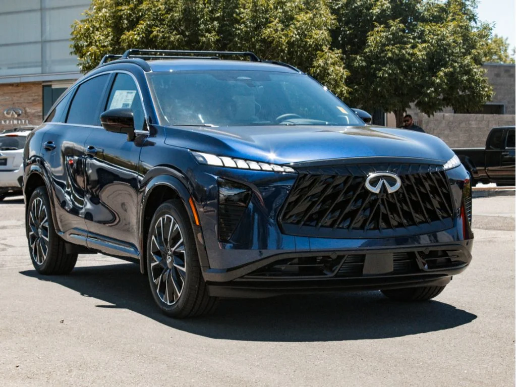 New 2027 GRAND BLUE INFINITI Autograph AWD image 3