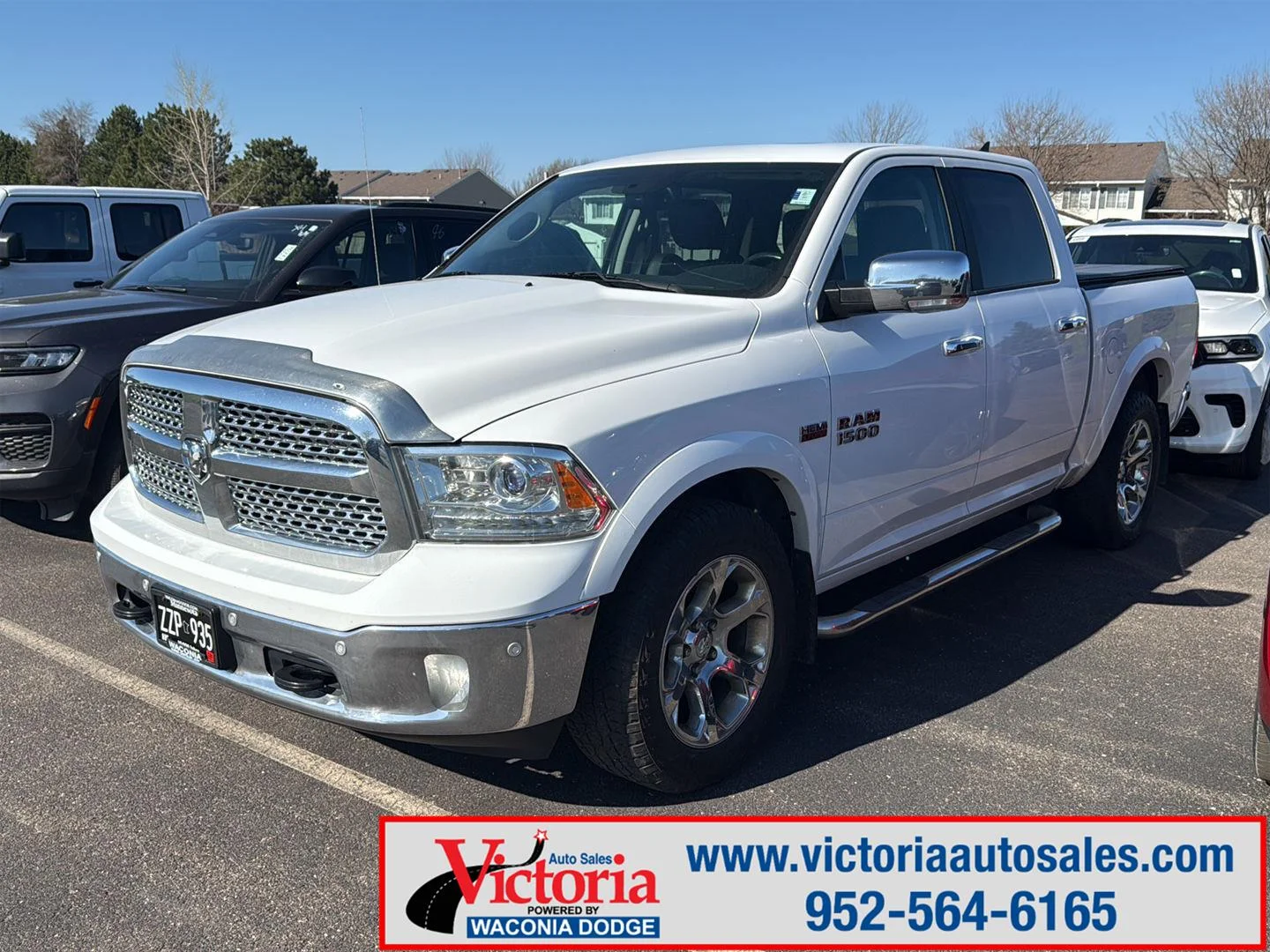2017 RAM 1500 Laramie 4x4 Crew Cab 5'7's photo