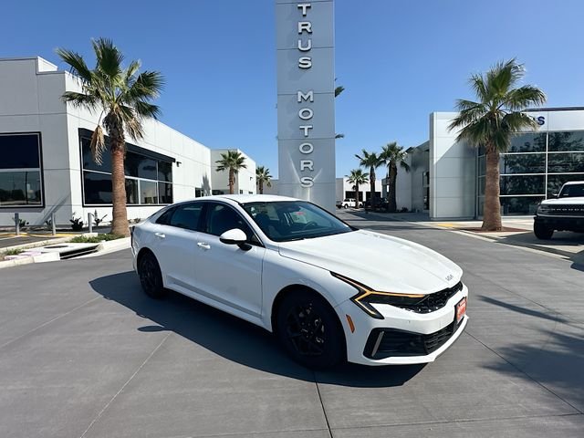2026 Kia K5 LXS FWD
