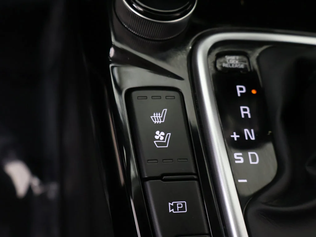 Certified Used 2024 Gray Kia SX image 54