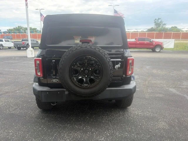 Certified Used 2022 Shadow Black Ford Outer Banks image 4