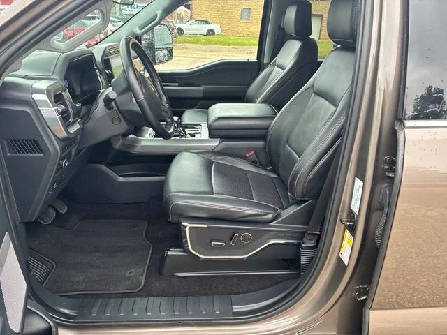 Used 2022 Stone Gray Metallic Ford Lariat image 14