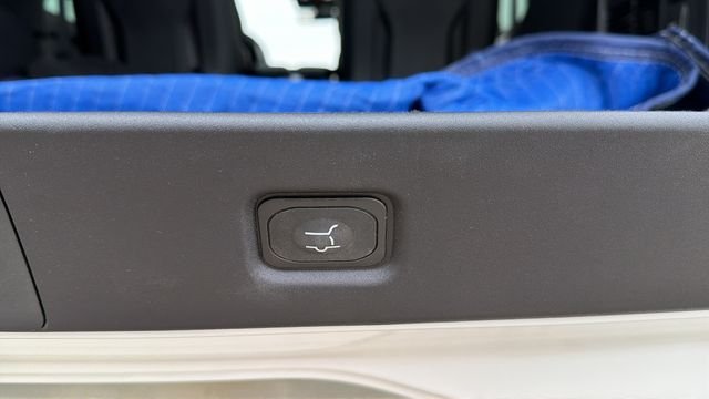 Used 2025 White Lincoln Black Label image 29