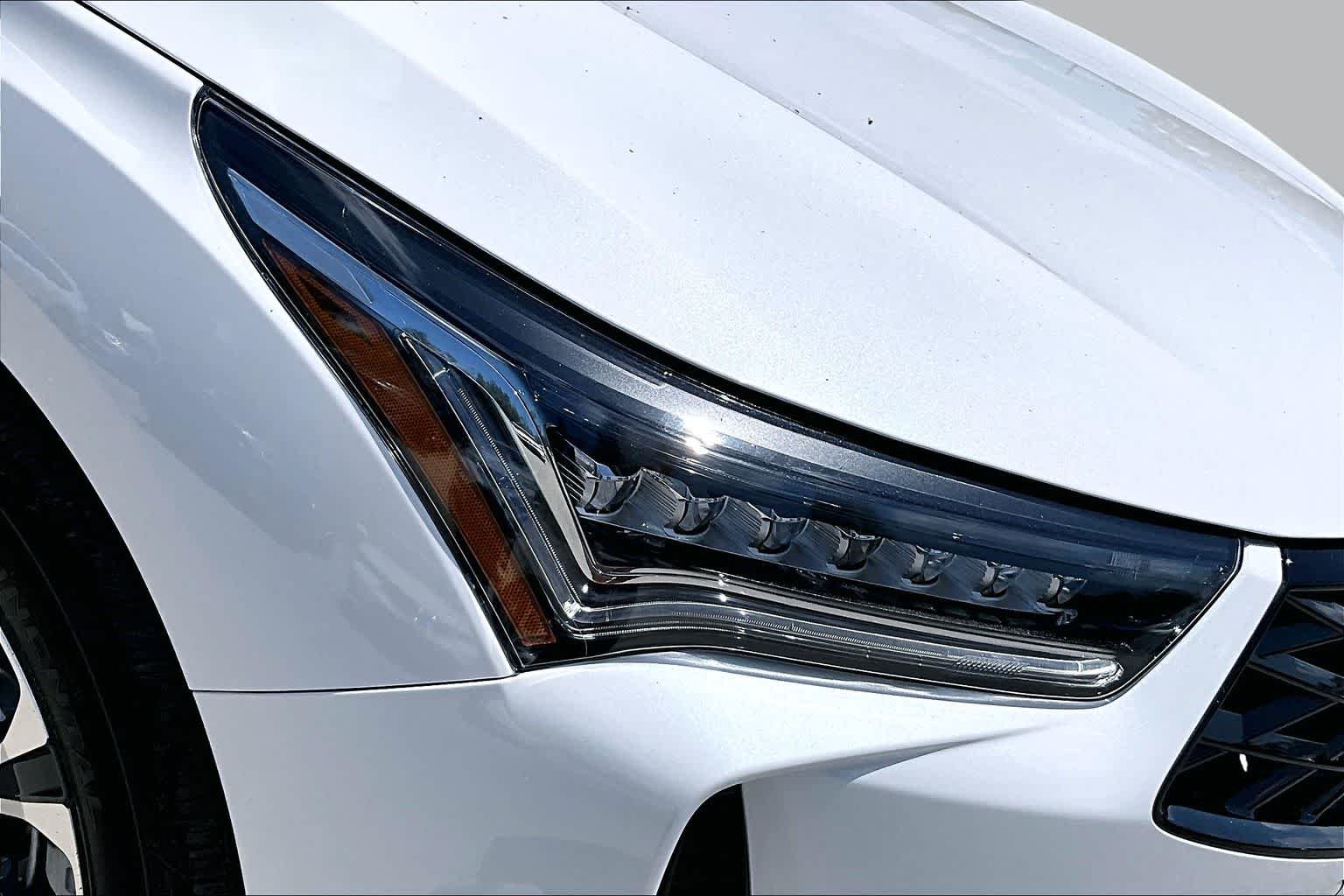 New 2026 Platinum White Pearl Acura w/Technology Package image 13