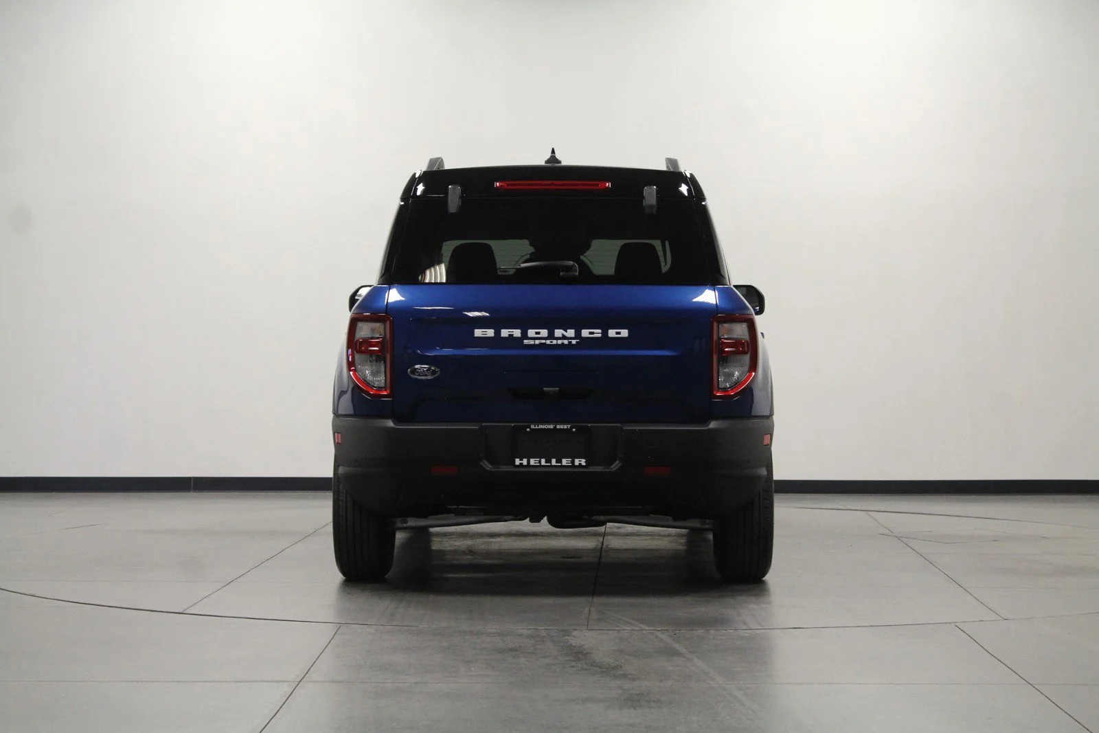 Used 2024 Atlas Blue Metallic Ford Outer Banks image 5