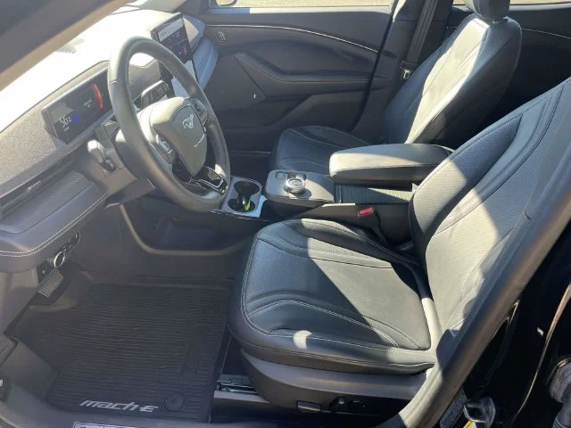 Used 2023 Black Ford Premium image 15