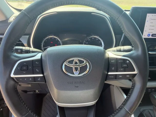 Used 2024 Gray Toyota XLE image 13
