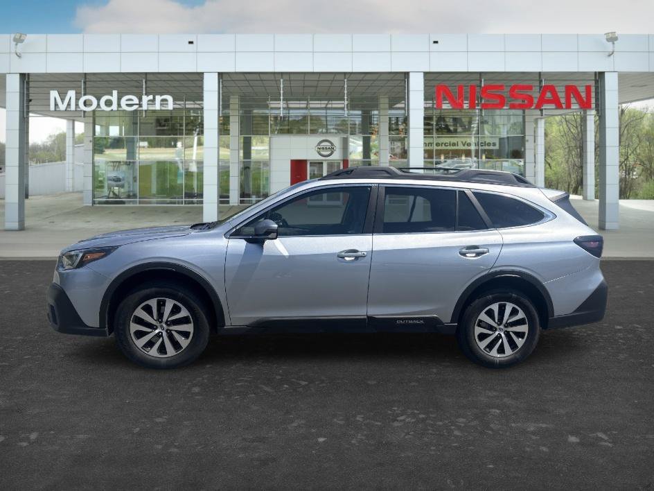 Used 2022 Ice Silver Metallic Subaru Premium image 2