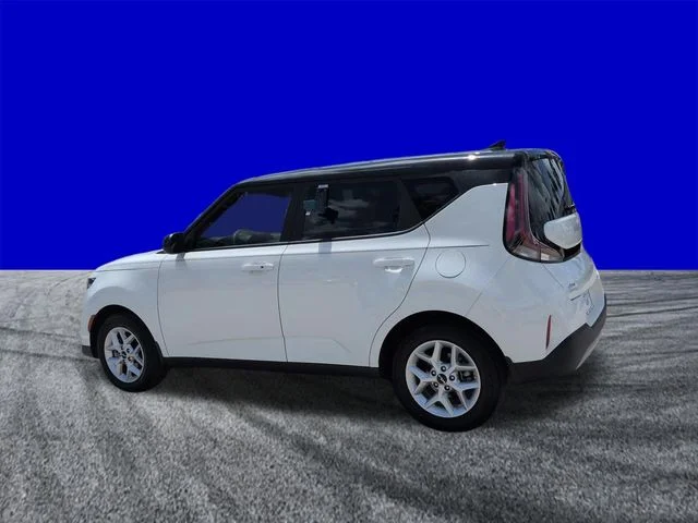 Certified Used 2025 Clear White / Black Roof Kia S image 6