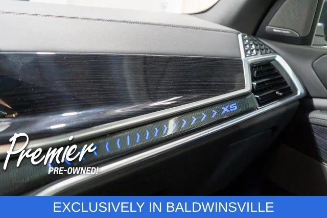 Used 2026 White BMW sDrive40i image 39