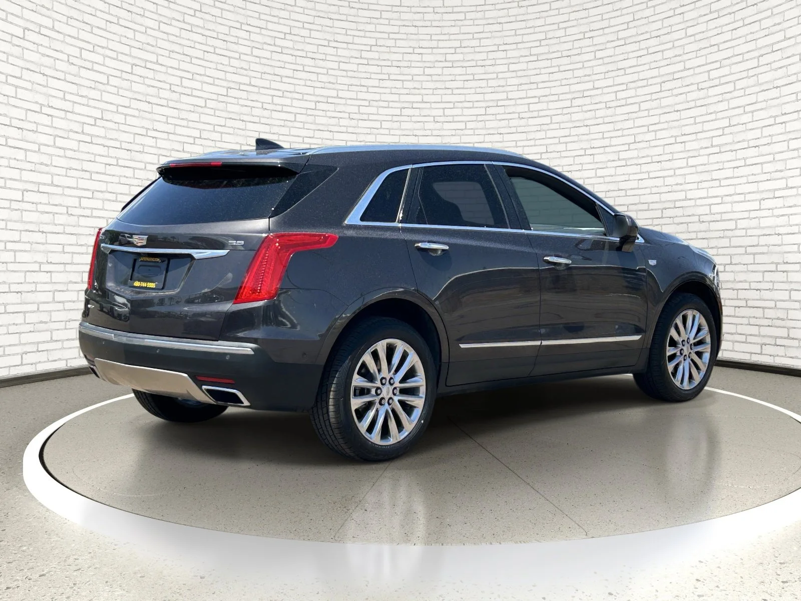 Used 2018 Dark Granite Metallic Cadillac Platinum AWD image 3