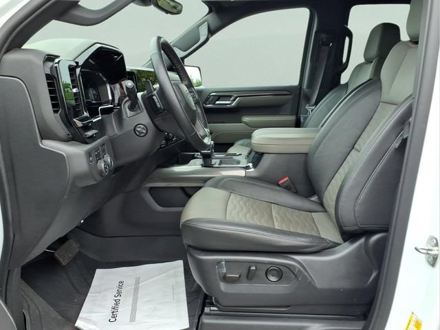 Used 2024 Summit White Chevrolet ZR2 image 19