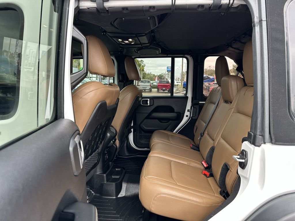 Used 2021 White Jeep Unlimited Rubicon image 26