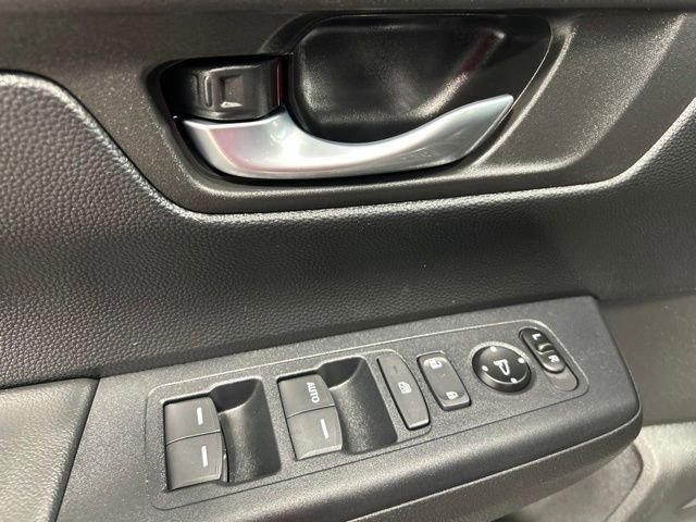 2025 Honda CR-V LX - Photo 23
