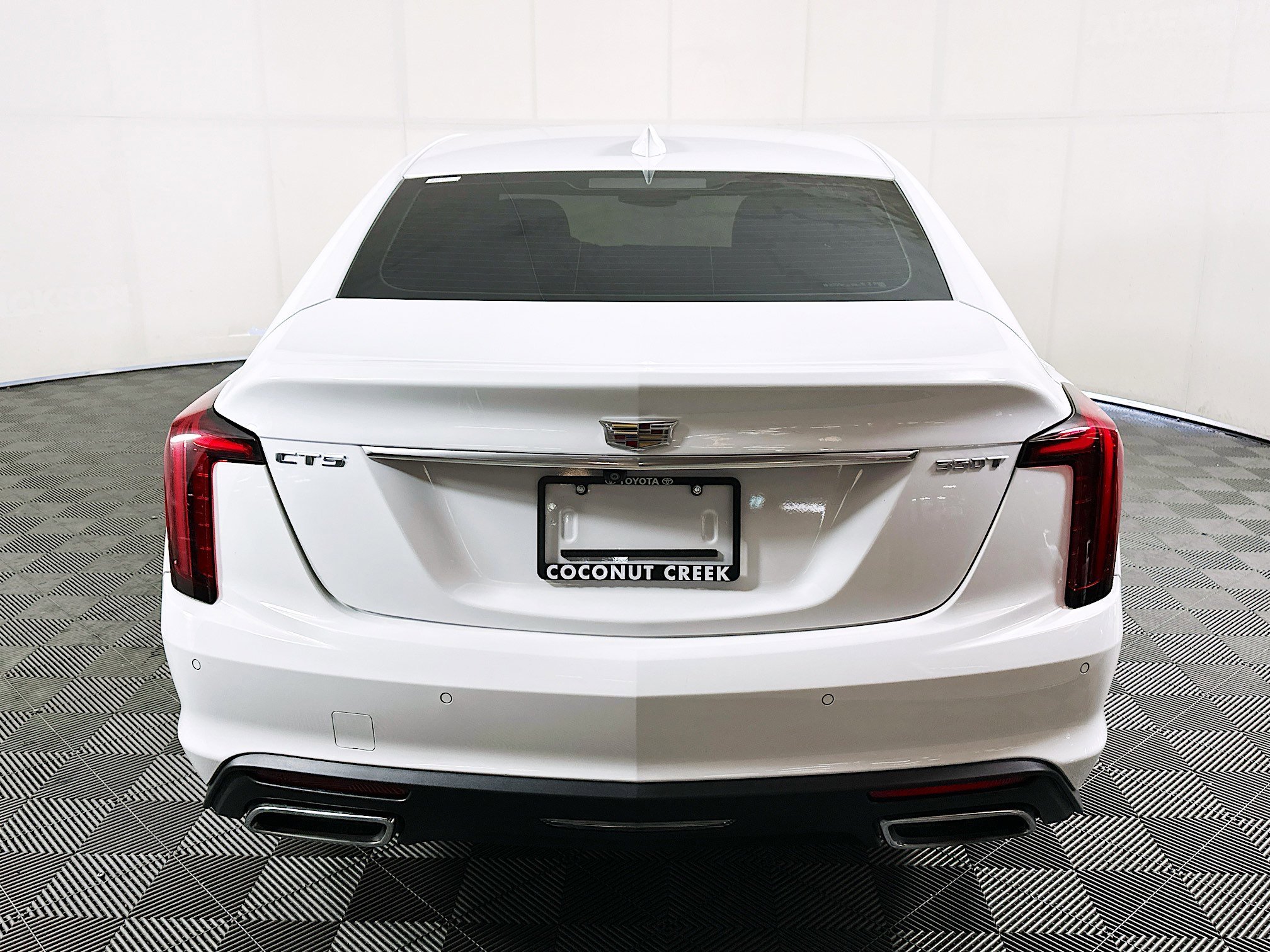 2023 Cadillac CT5 thumbnail 6