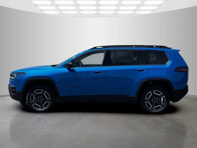 New 2026 Hydro Blue Pearl-Coat Exterior Paint Jeep Limited image 4